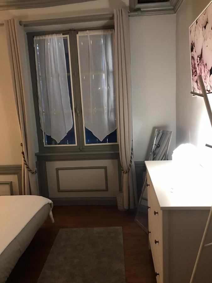 Eglantine Appartement Centre Historique De Dinan Bagian luar foto